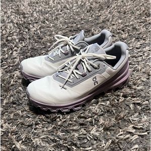 ON Running Cloudventure Waterproof